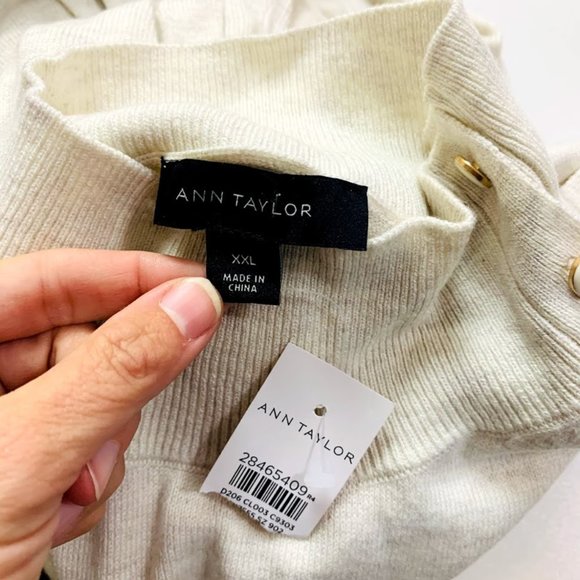 NWT Ann Taylor Sweater Shoulder Button Turtleneck Knit Neutral Oatmeal Mock XXL - Picture 4 of 7
